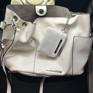 White Steve Madden cross body purse